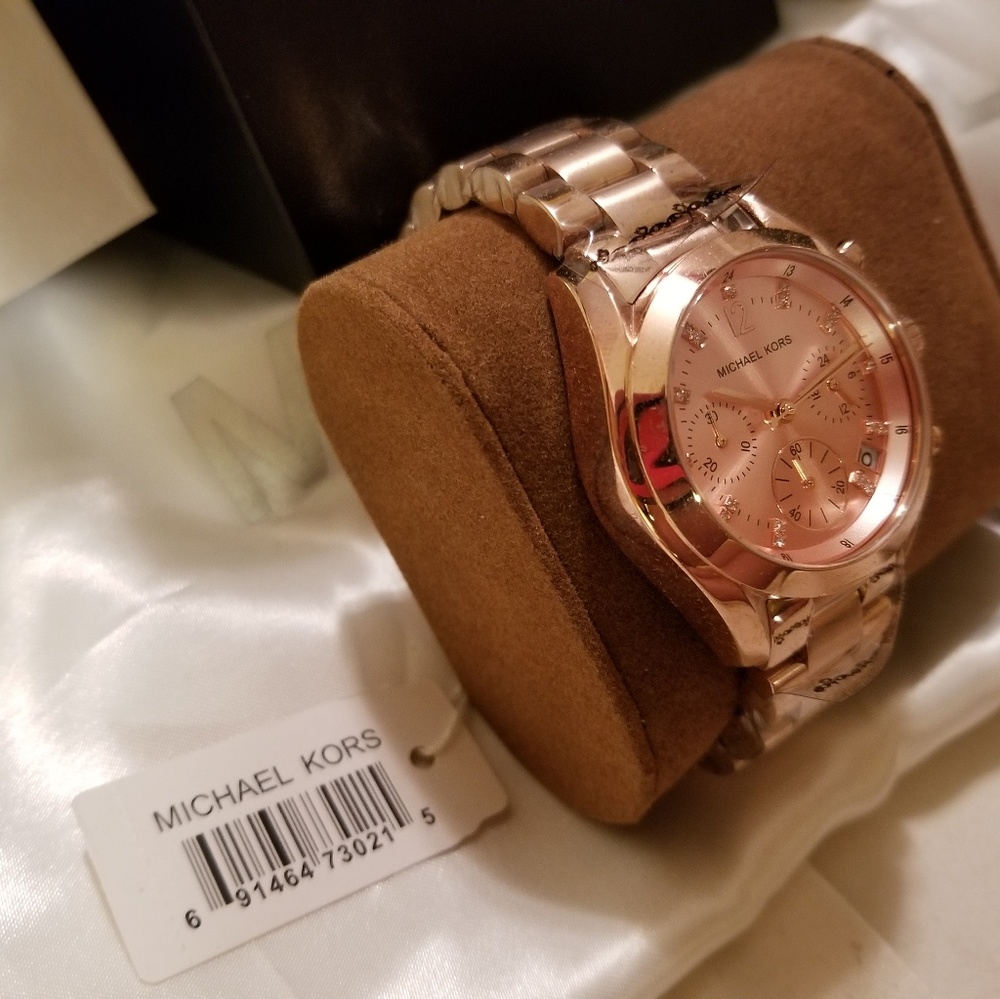 Michael Kors - Picture 5 of 7